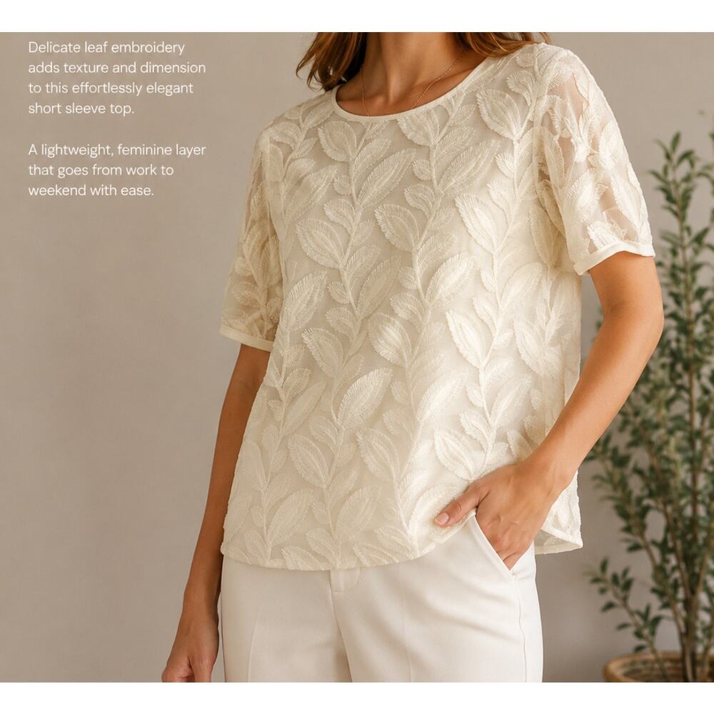 Ann Taylor Leaf Embroidered Textured Short Sleeve Top Size Large